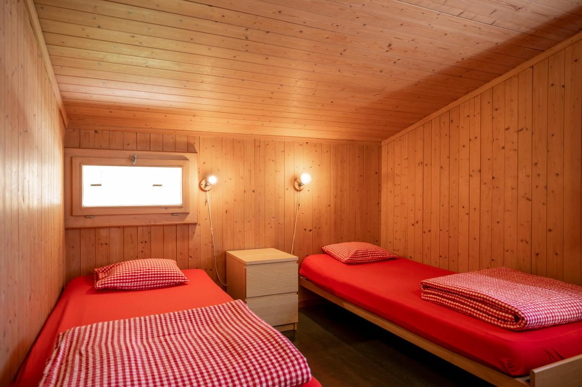 Simons Herberge Meiringen Exterior photo